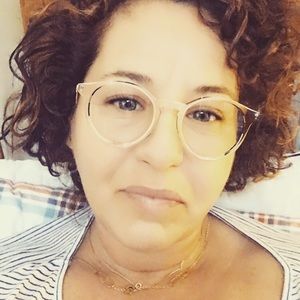 Meet your Posher, Dana